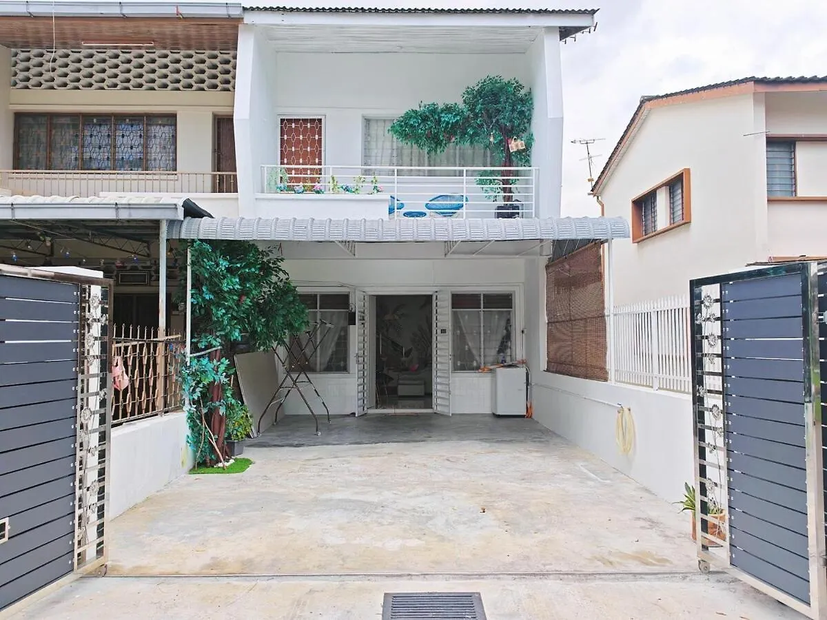 45Georgetown Multi Family Corner Lot Free Parking Food Convenience Stores Nearby Malaysia