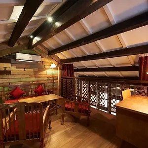 3* Bed & Breakfast Le Yuen