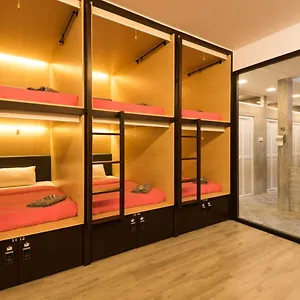Hotel Oyo 89809 Sogor Girls Female Only, Georgetown